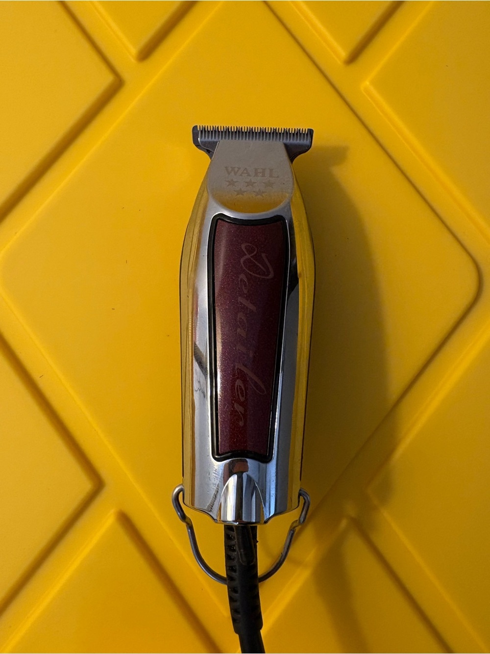 Wahl Corded T-Blade Trimmer in Silver with Dark Red Accent
